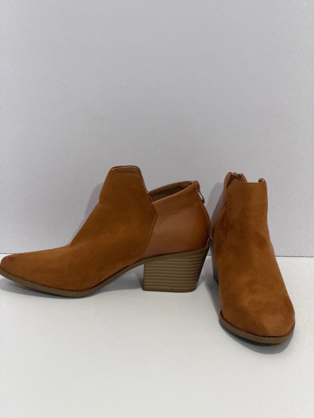 Rogue Women's Tan Suede Ankle Booties